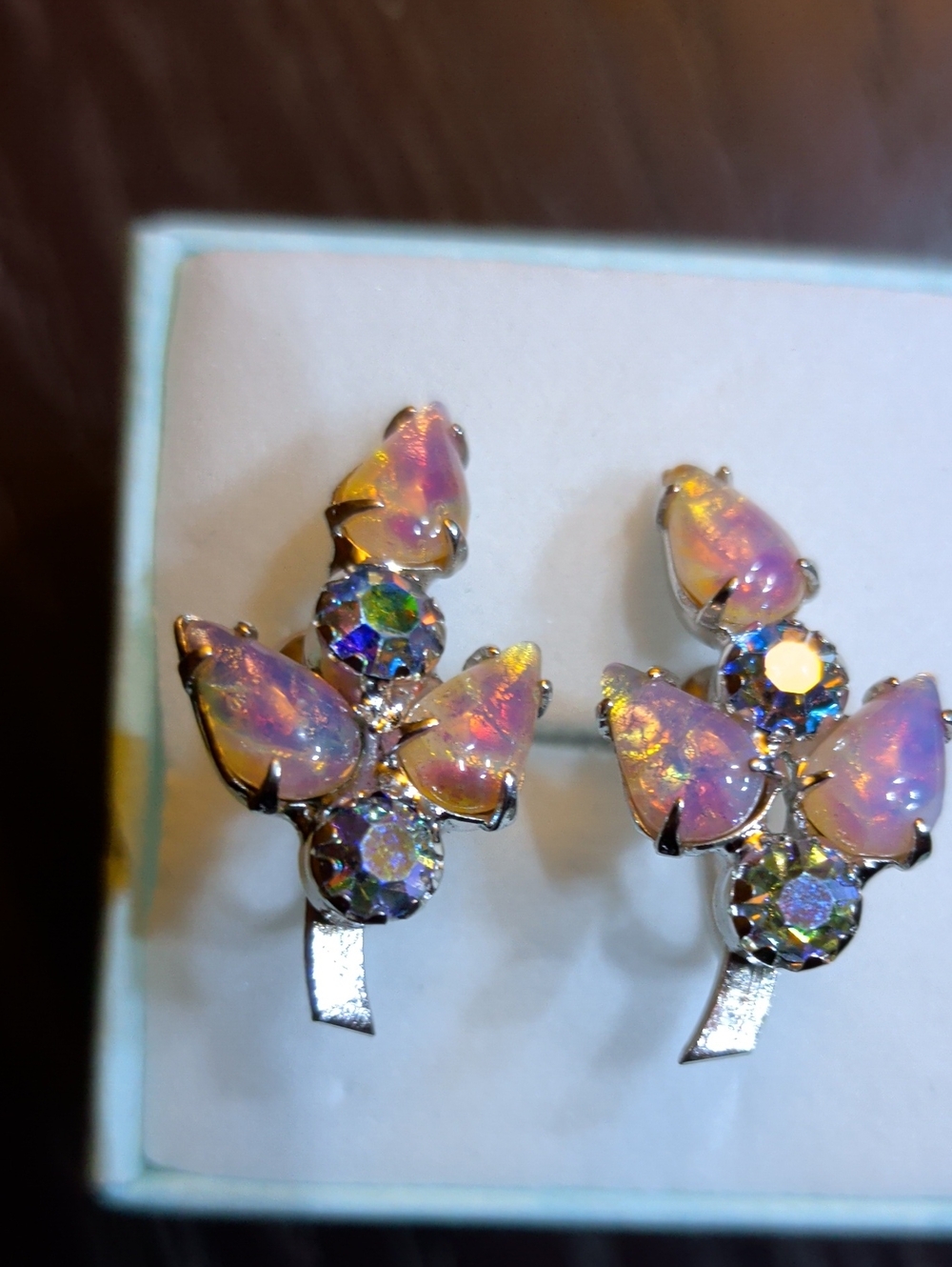 CONTINENTAL Pink Opal Like,AB crystals Dainty Vintage Earrings Screws Backs